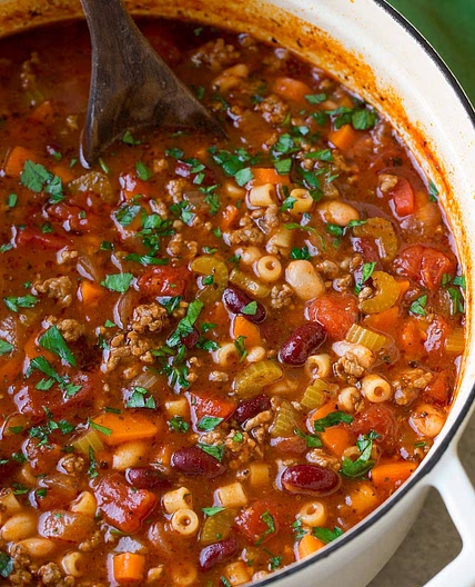 Pasta e Fagioli Soup {Olive Garden Copycat Recipe}
