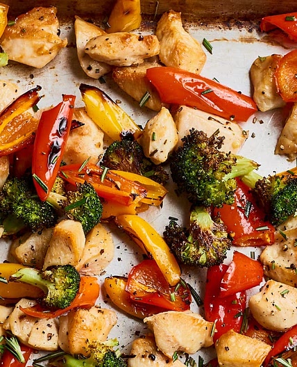 Recipe: 20-Minute Sheet Pan Chicken and Veggies