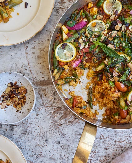 An Amazing Vegetarian Paella