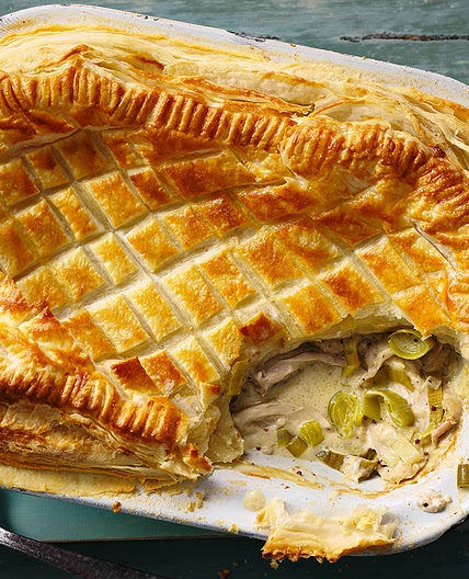 Chicken and leek pie