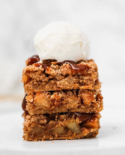 Paleo Apple Pie Bars (AIP, Vegan)