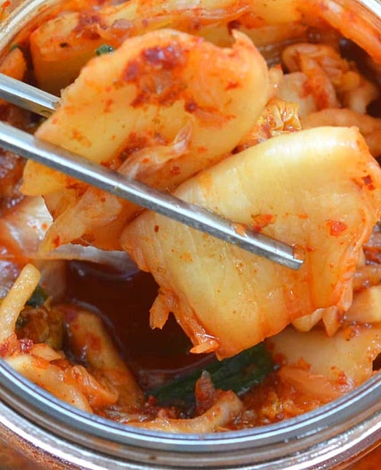 How to Make Cabbage Kimchi