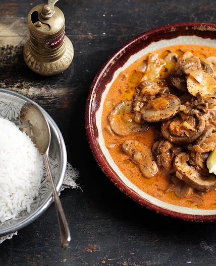 Easy mushroom stroganoff