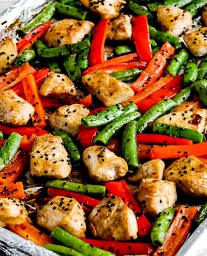 Low-Carb Chicken Stir-Fry Sheet Pan Meal