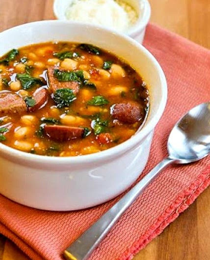 Slow Cooker Kielbasa and White Bean Stew with Tomatoes and Spinach