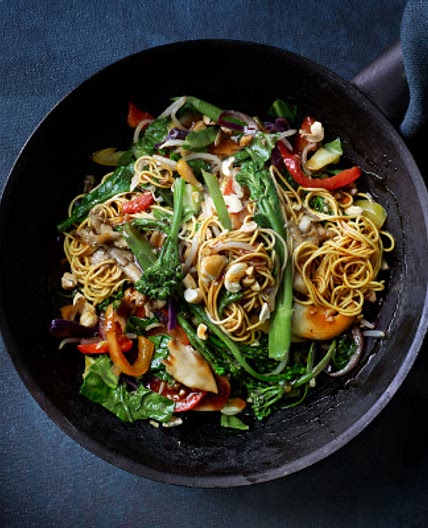 Speedy veg noodles with oyster sauce