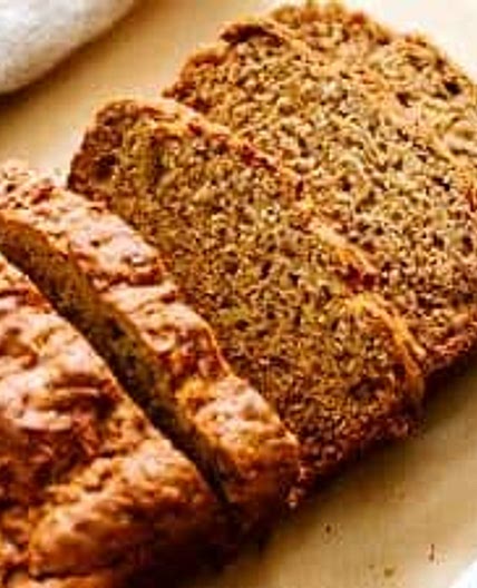 VEGAN BANANA BREAD (HEALTHY + EASY)