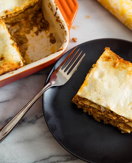 Classic Baked Lasagna Bolognese (Lasagne alla Bolognese) Recipe