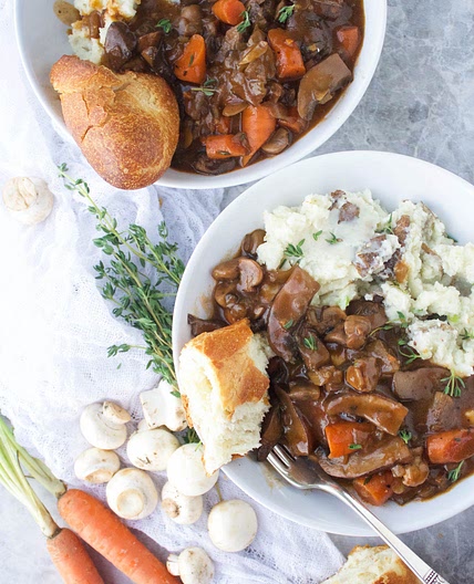 30 Minute {Vegan} Portobello Mushroom Bourguignon