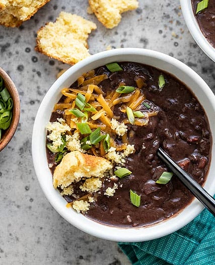 30-Minute Smoky Black Bean Soup
