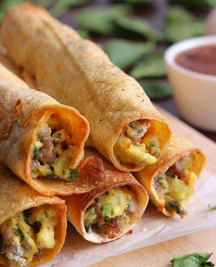 Baked Sausage, Spinach and Egg Breakfast Taquitos