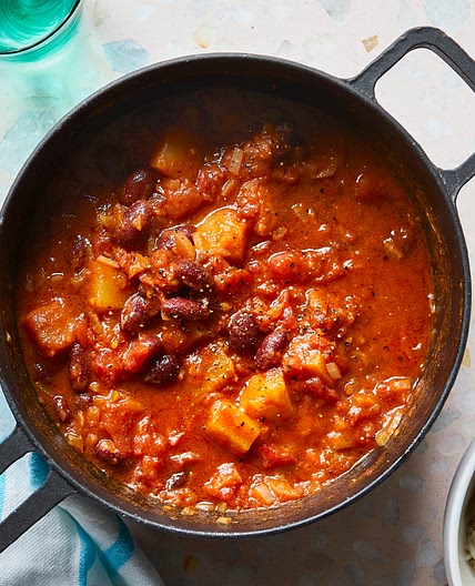 Kidney bean and pineapple curry