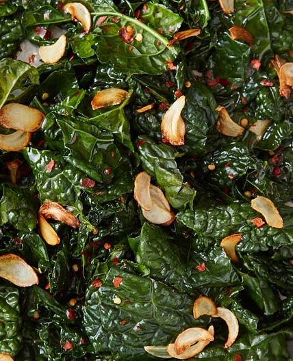 Easy Skillet Kale with Lemon & Garlic