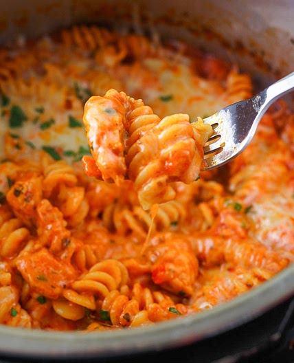 Instant Pot Chicken Pasta