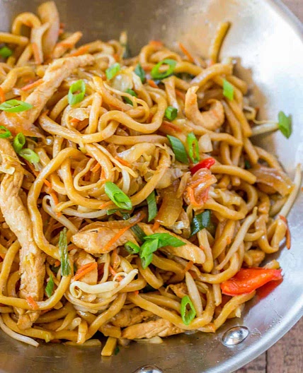 Chicken Lo Mein