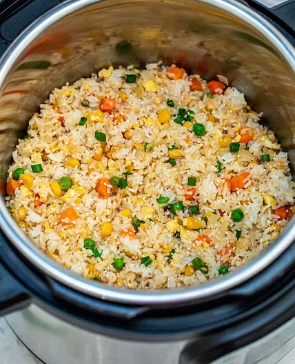 Instant Pot Fried Rice {Hibachi Fried Rice}