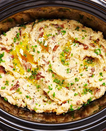 Crock-Pot Garlicky Mashed Potatoes