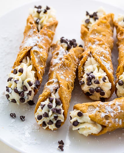 5-Ingredient Cannolis