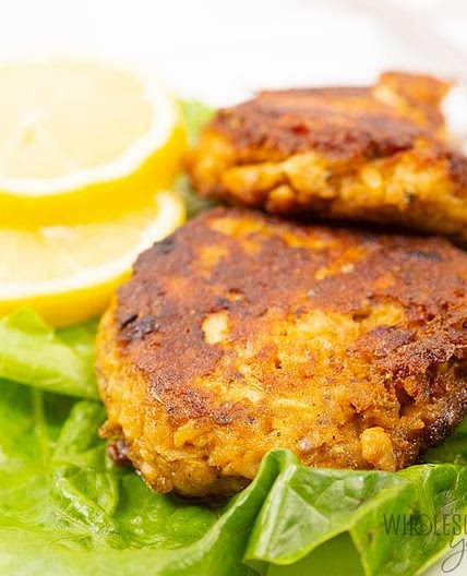 Low Carb Keto Salmon Patties Recipe (Salmon Cakes)