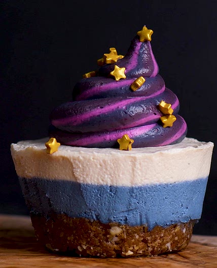 These Galaxy Vegan Cheesecakes Are Best Eaten With The Dark Side Of The Spoon