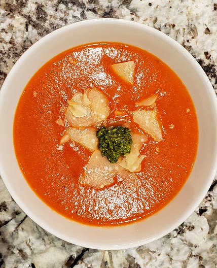 Tomato red bell pepper soup