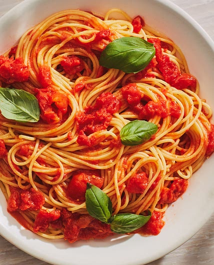 My Mother's Butter, Tomato, and Onion Sauce
