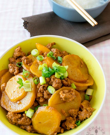 Chinese Potato and Minced Pork Stew