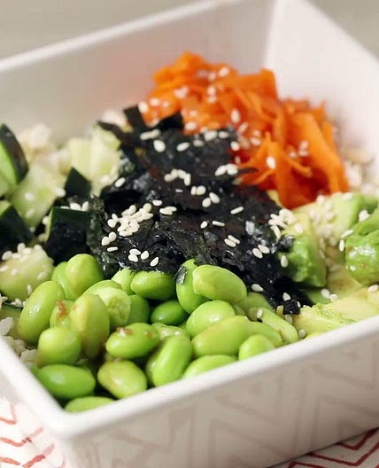 How to Make Vegetarian Sushi Bowls