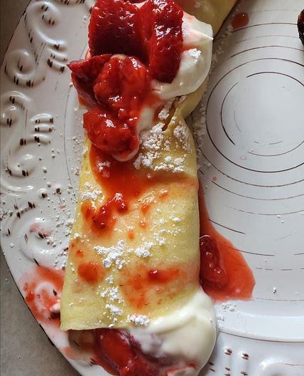 Creamy Strawberry Crepes