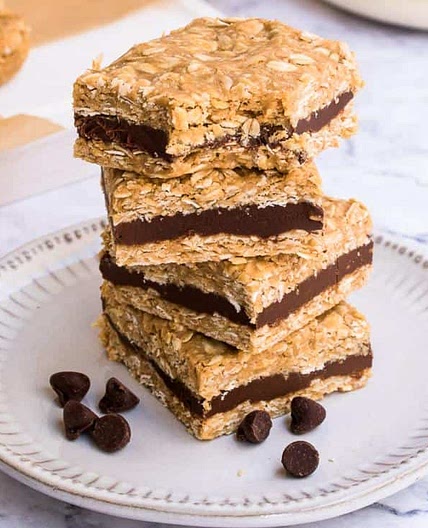 No Bake Chocolate Filled Oat Bars