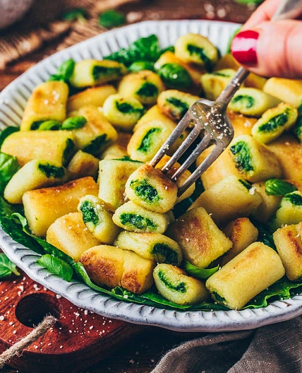Stuffed Gnocchi with Spinach Pesto