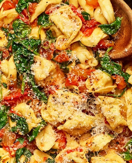 Tuscan Tortellini Skillet