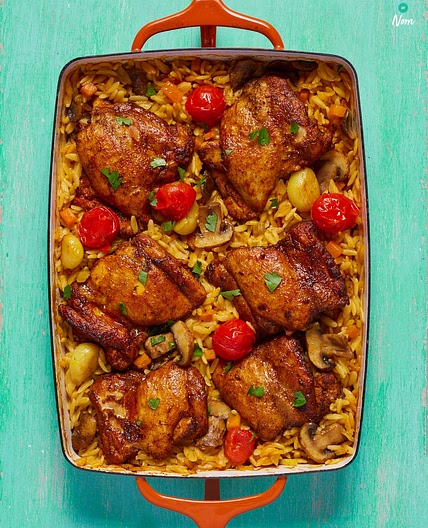 One Pot Mediterranean Chicken Orzo | Slimming & Weight Watchers Friendly