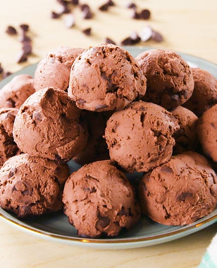 Keto Brownie Bombs