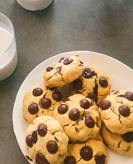 Banana chocolate chip cookies