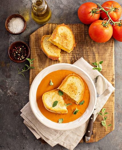 Panera Creamy Tomato Soup Copycat Recipe