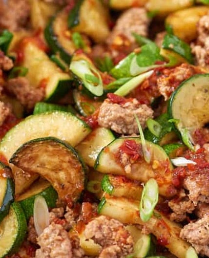 Spicy Ground Pork & Zucchini Stir-Fry