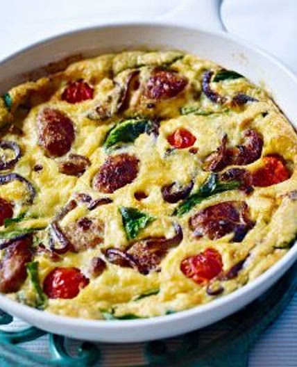 Sausage herby omelette