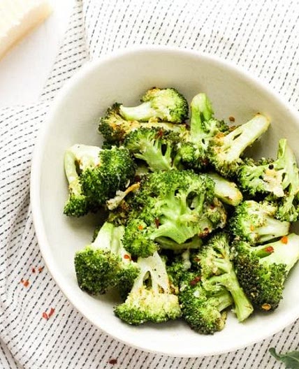 Air Fryer Broccoli Parmesan
