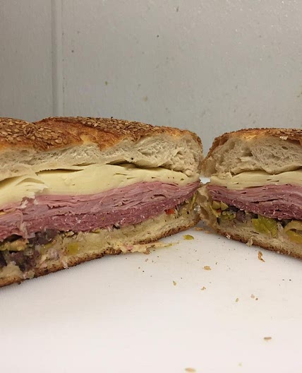 ⚜️ Real N'awlins Muffuletta
