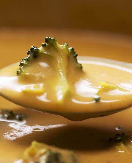 Creamy Vegan “Cheesy” Broccoli Soup Recipe by Tasty
