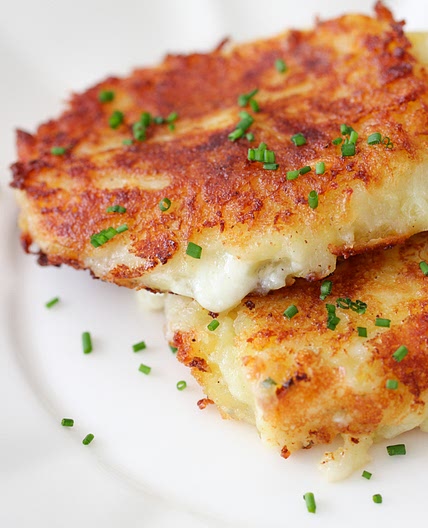 Potato Pampushki With Cheese Filling