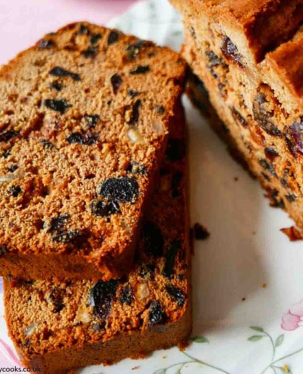 Everyday Fruit Cake