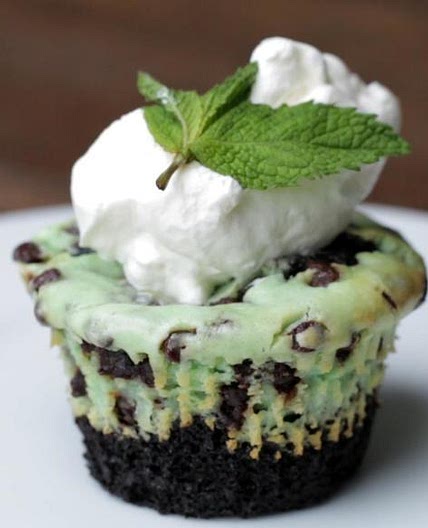 Mint Chocolate Chip Cheesecake Brownie Cups Recipe by Tasty