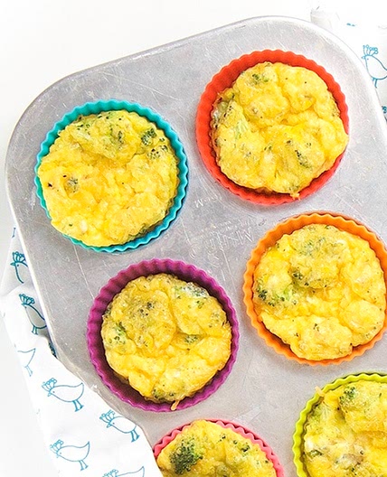 Broccoli Egg Muffins for Baby + Toddler (baby-led weaning) - Baby Foode