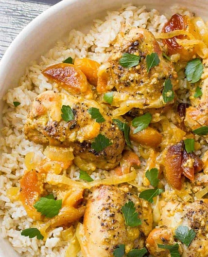 Slow cooker apricot chicken