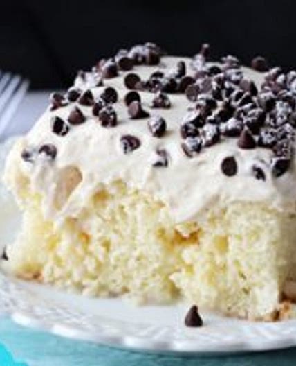 Cannoli Poke Cake