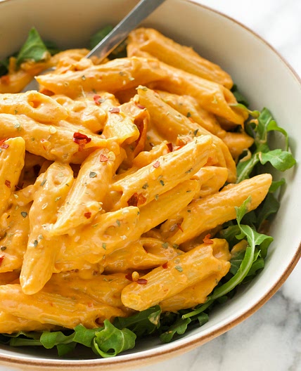 Creamy Spicy Sun Dried Tomato Pasta