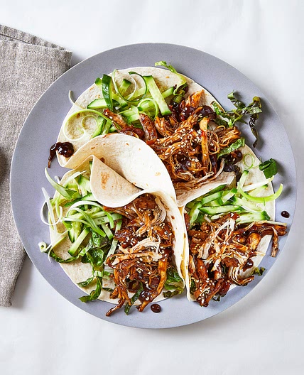 Quick Shredded Hoisin Chicken Wraps