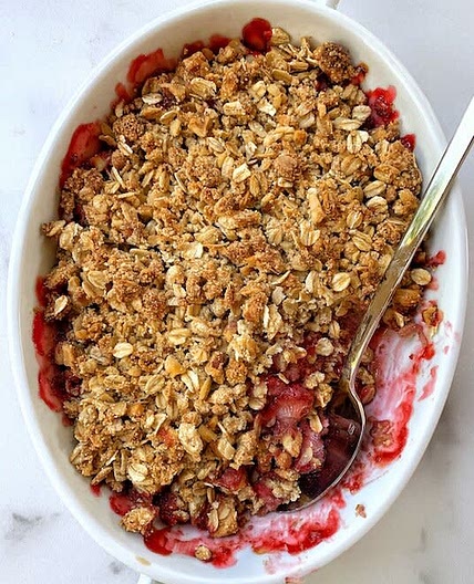 Healthy Strawberry Crumble